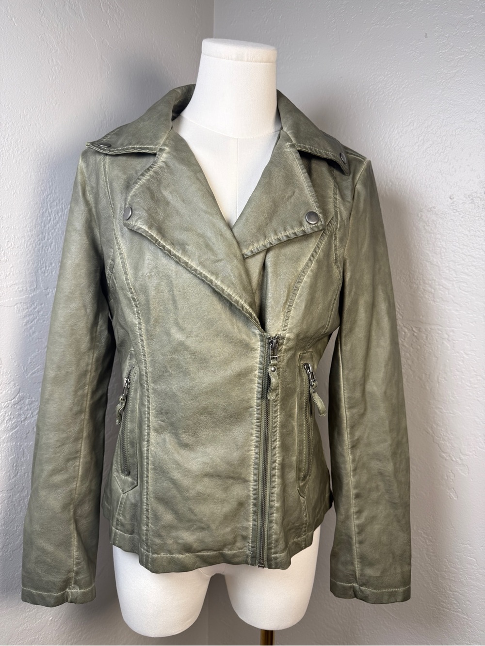 Max Studio Olive Faux Leather Moto Jacket Zip Front Lightweight Size S
